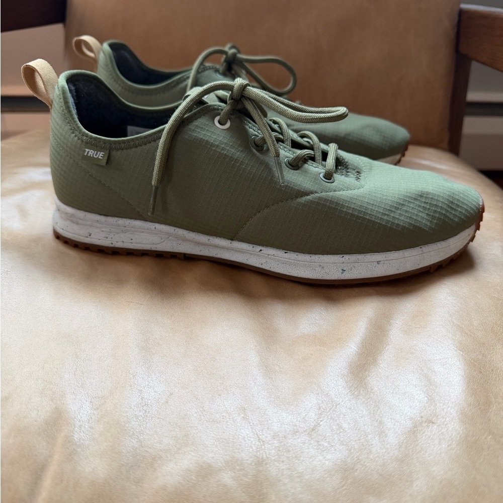 Men's TRUE golf shoe